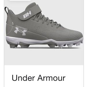 Men’s size 8 Baseball Cleat! By Under Armour
